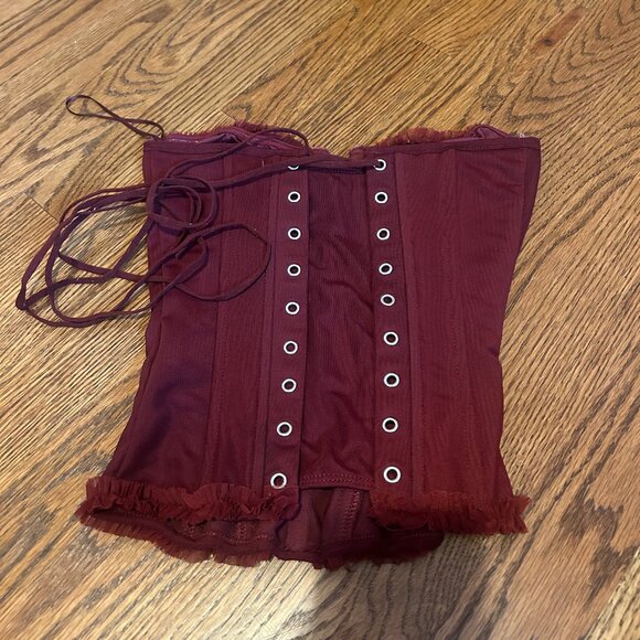 EDIKTED maroon corset top - Picture 2 of 2